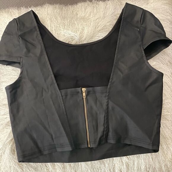 🆕Black Crop Top Bundle, L - Picture 3 of 6